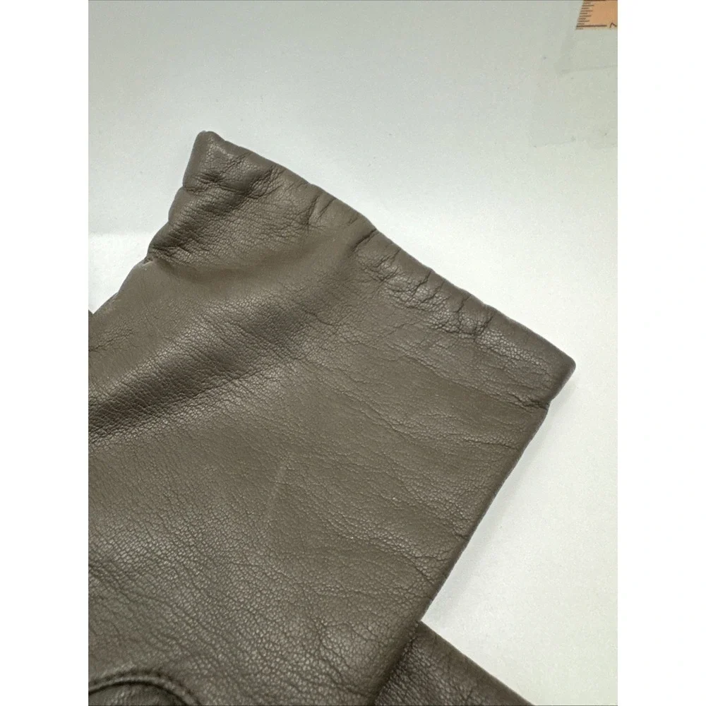 Vintage Woman's Brown Gloves - Size‎ 6.5